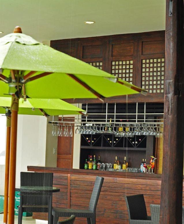 The Cocoon Boutique Hotel Quezon City Extérieur photo