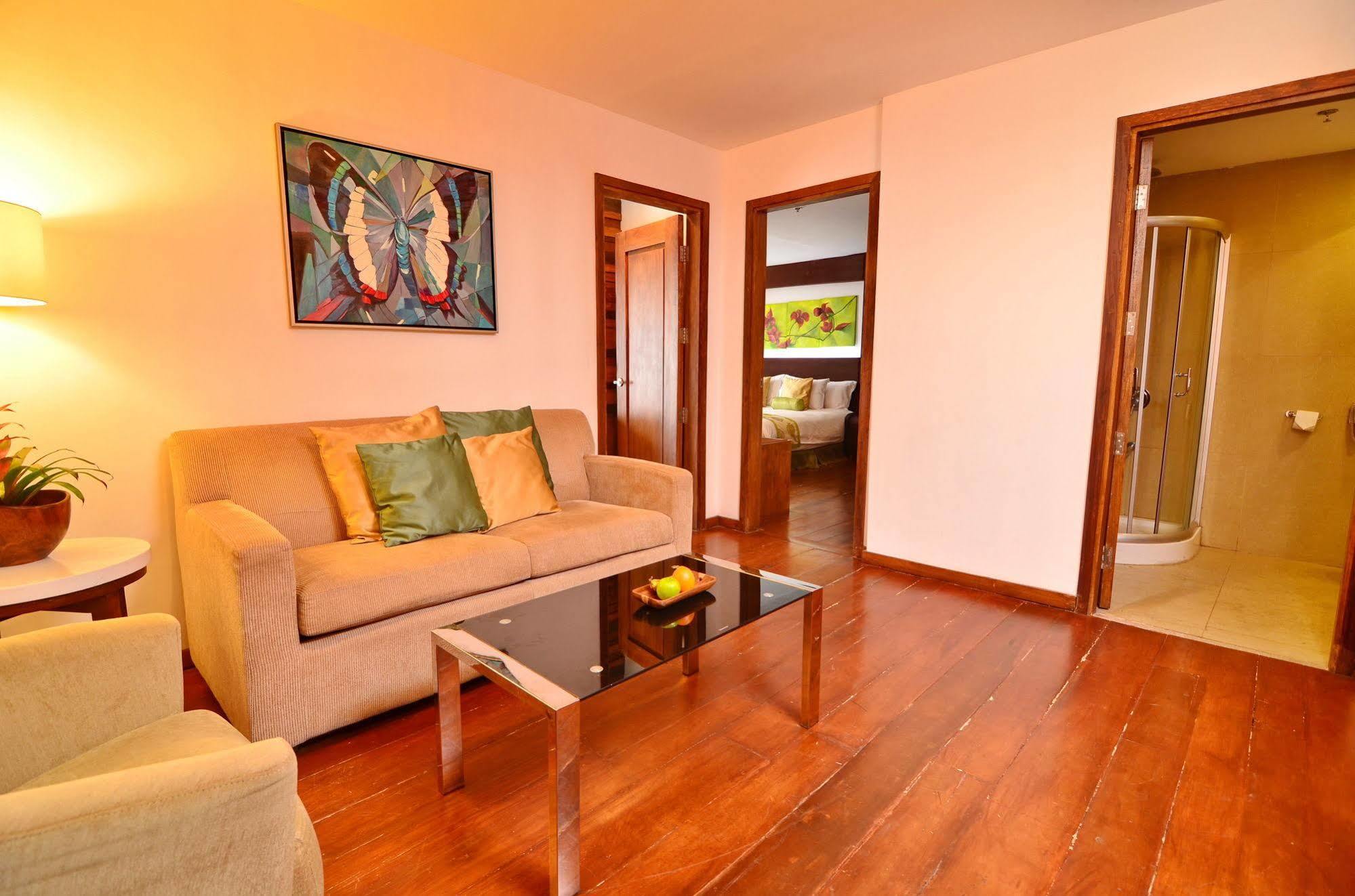 The Cocoon Boutique Hotel Quezon City Extérieur photo